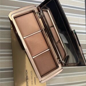 Hourglass Ambient Lighting Palette - Volume II